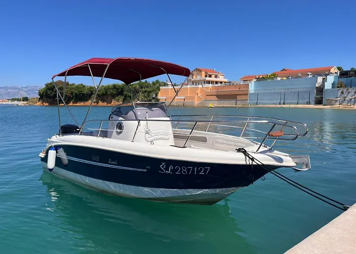 Apartment Marianne , Parking Free , 2 Bedroom & 2 Bathroom , Modern & Cozy Zadar